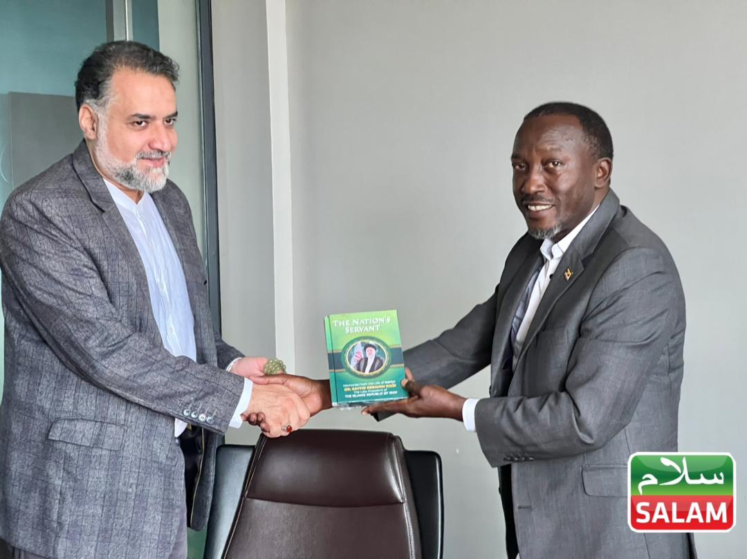 Al Mustafa Islamic College Principal Visits Next Media Park, Signals Education and Media Partnership with Salam TV