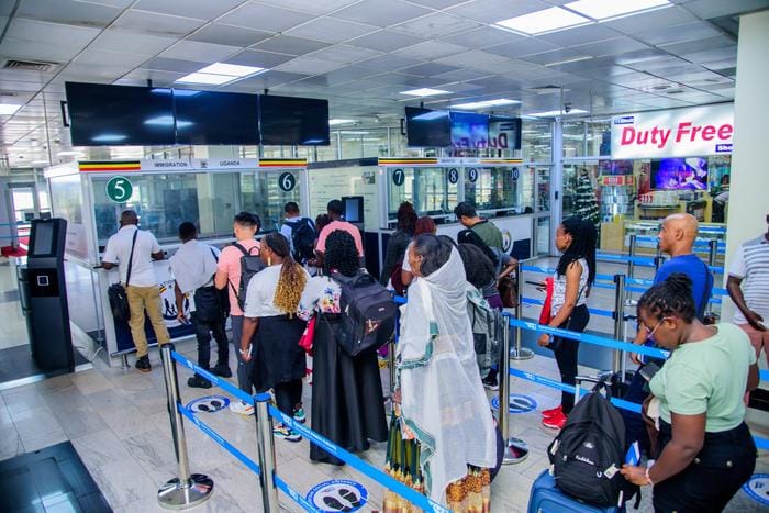 Fear of Losing Valid Visas May Be Delaying Return of Government Passports, Expert Says