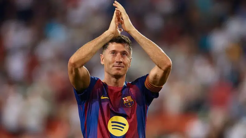 Lewandowski joins MLS side Chicago Fire until 2028