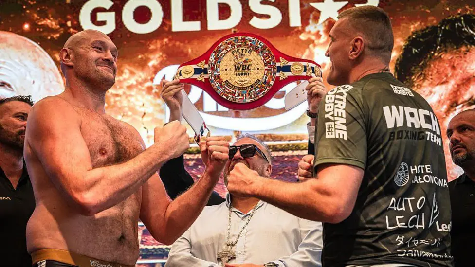 Fury lighter than opponent for first time in 15 years