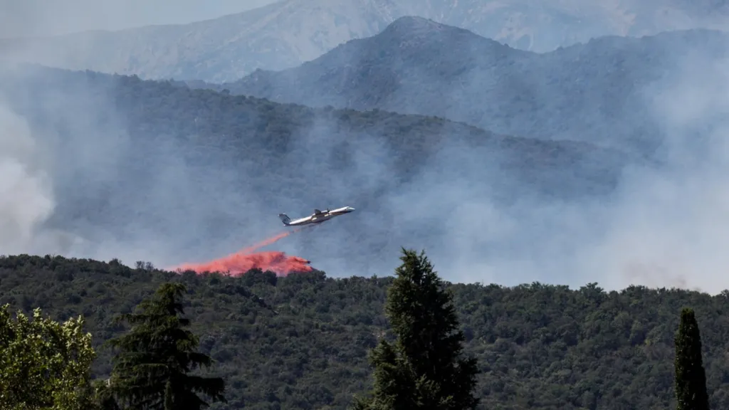 Wildfire in southern France forces evacuation of 10,000 people