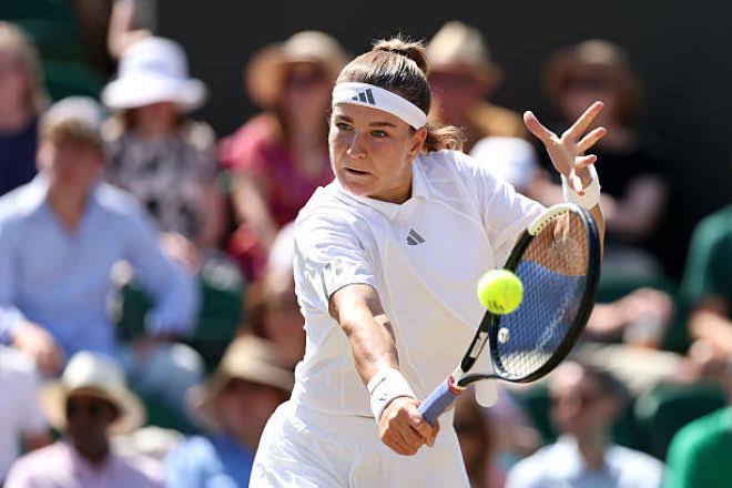 Muchova Ends Osaka's Run to Reach Wimbledon Semis