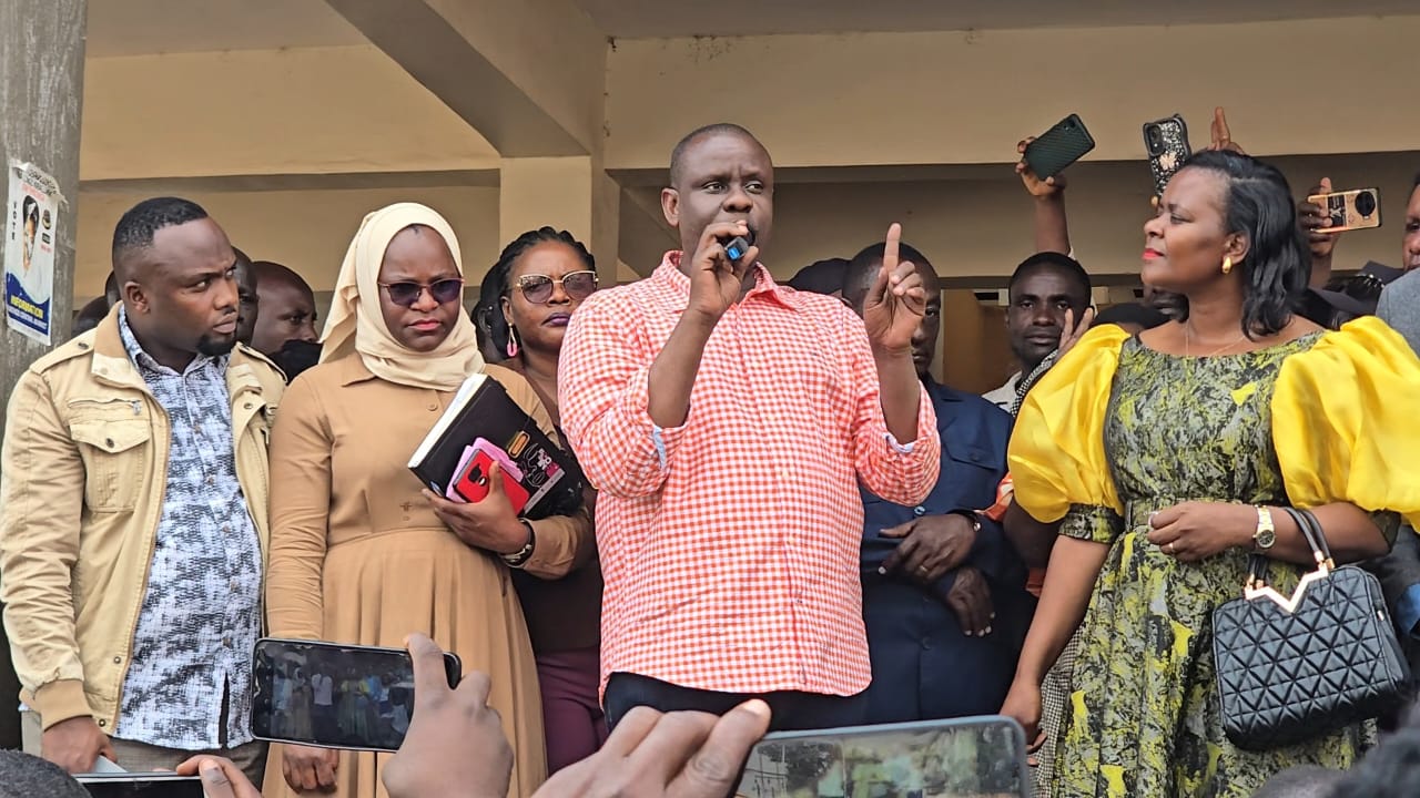 Balaam Resolves Mubende Town Order Row, Bans Roadside Trading and Street Taxi Stages
