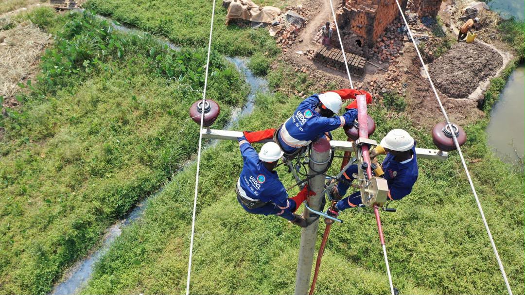 UEDCL Installs Bird Guards to Reduce Power Outages Along Waligo Feeder