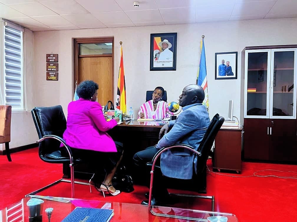 Minister Nameere Did Not Keep Guests Kneeling in Office