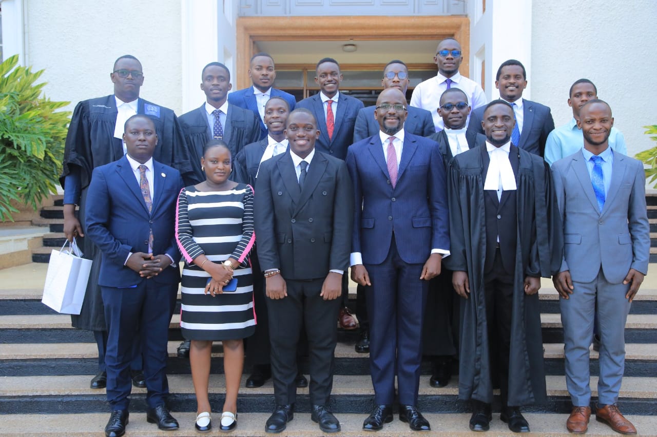 New Lawyers Urged to Uphold Integrity and Reject Corruption