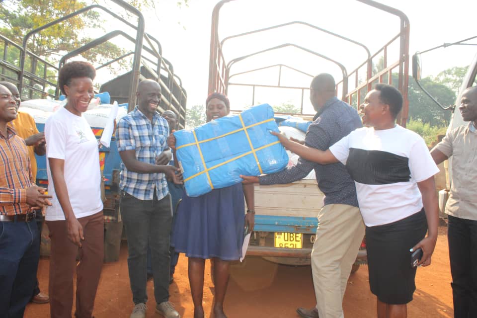 Masindi district extends relief to hailstorm victims