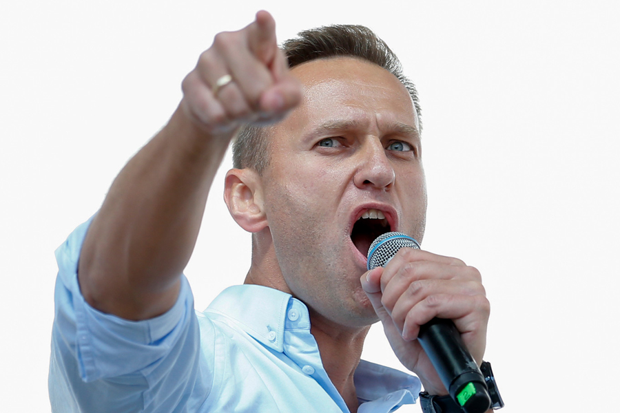 Navalny team accuses Russia of 'hiding' his body