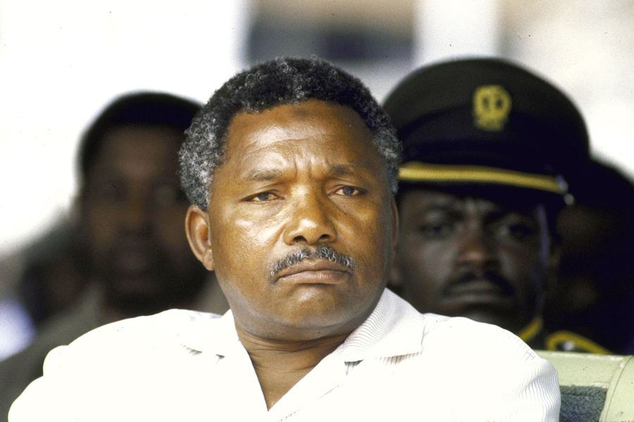 Ali Hassan Mwinyi: 'Mr Permission' - the man who opened up Tanzania