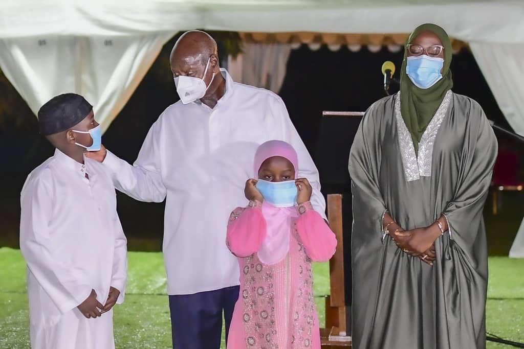 Museveni preaches wealth creation as he hosts Muslims to Iftar dinner