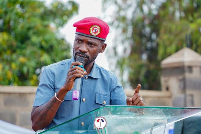 Bobi Wine pledges solidarity with traders’ protest against e-receipts