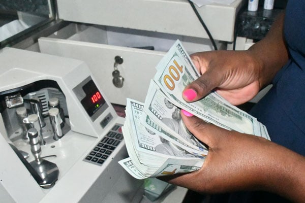 Govt urged to tame its appetite for borrowing