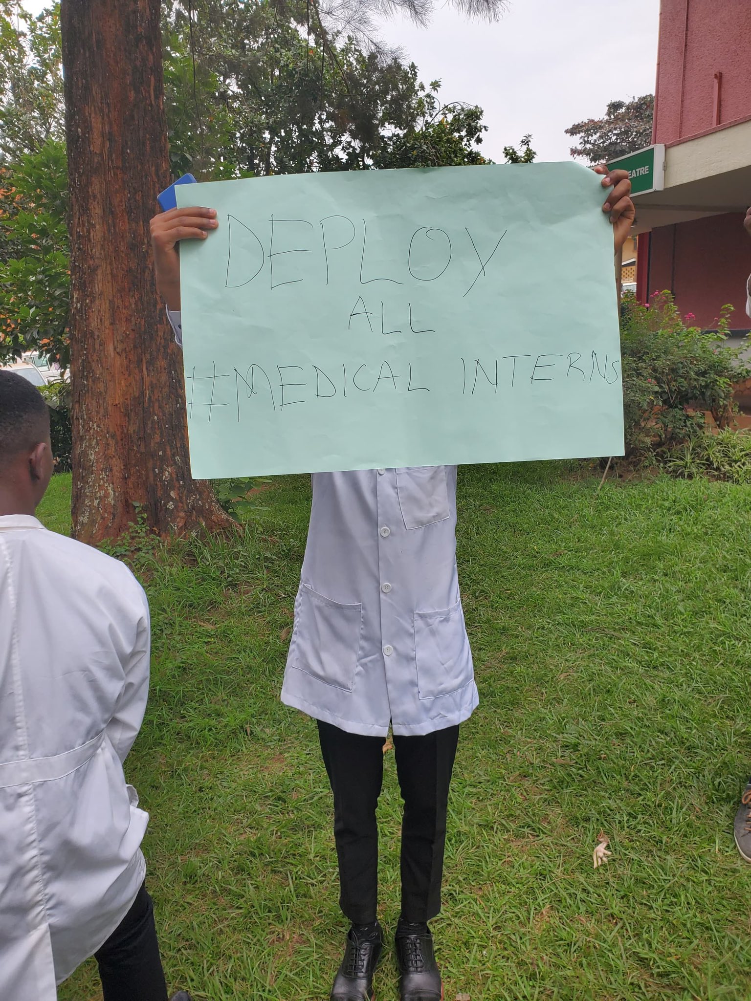 Police disperse protesting Makerere university pre-medical Interns