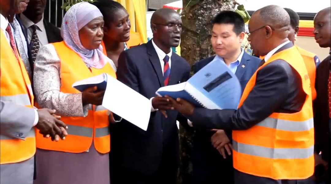 Authorities in Mukono cautioned against sabotage, as road construction begins.