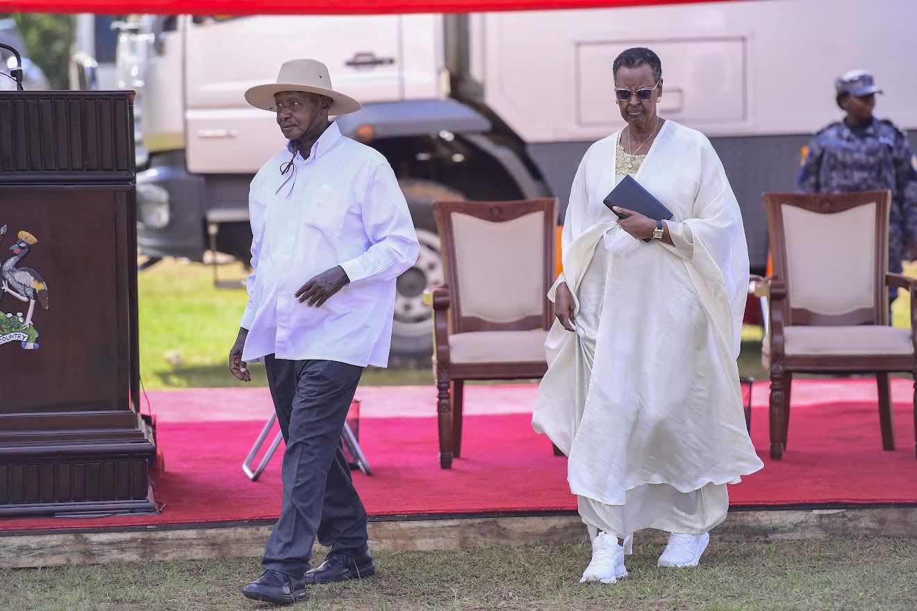 Museveni warns opposition against frustrating govt programs