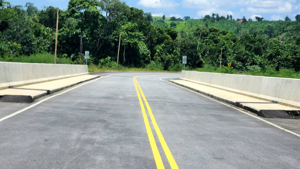 Rukungiri-Kanungu New Road Reduces Travel to 1.5 Hours