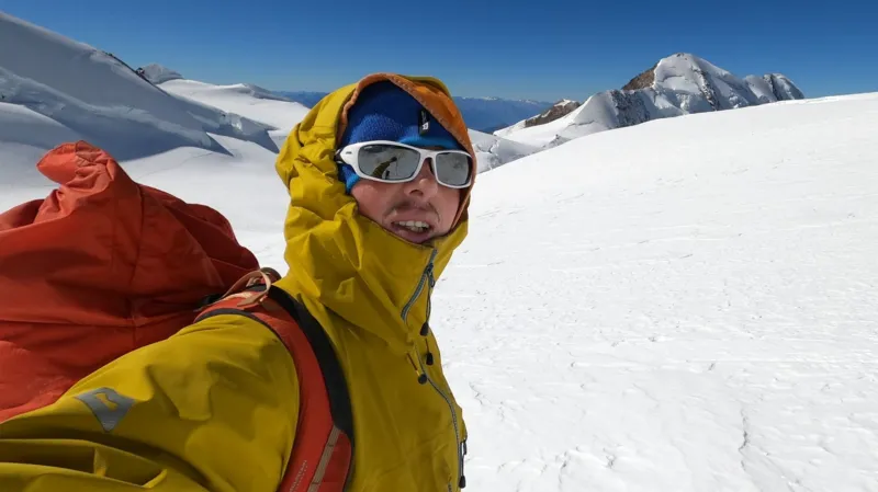 Top climber falls to death after rare Himalayan feat