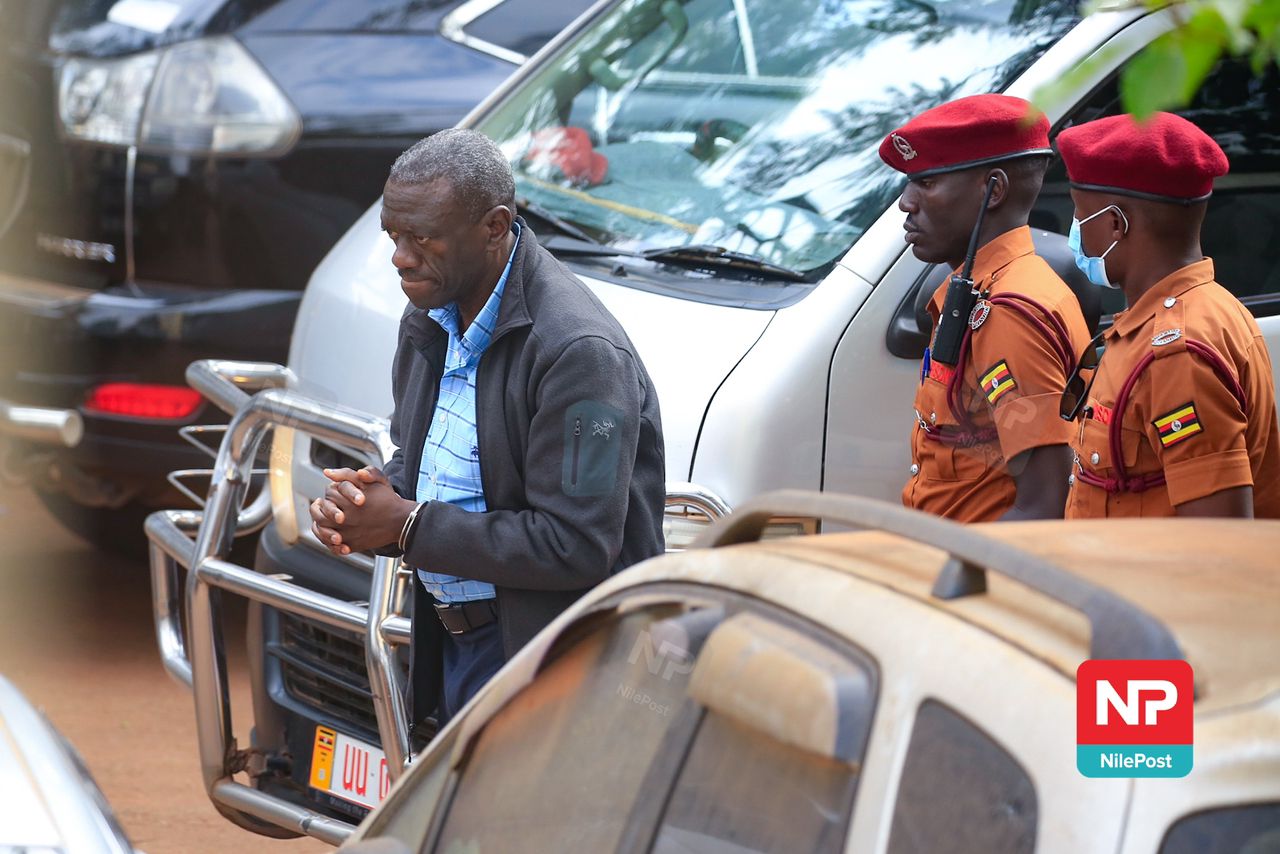 Police officer pins Besigye, Mukaaku in incitement of violence case