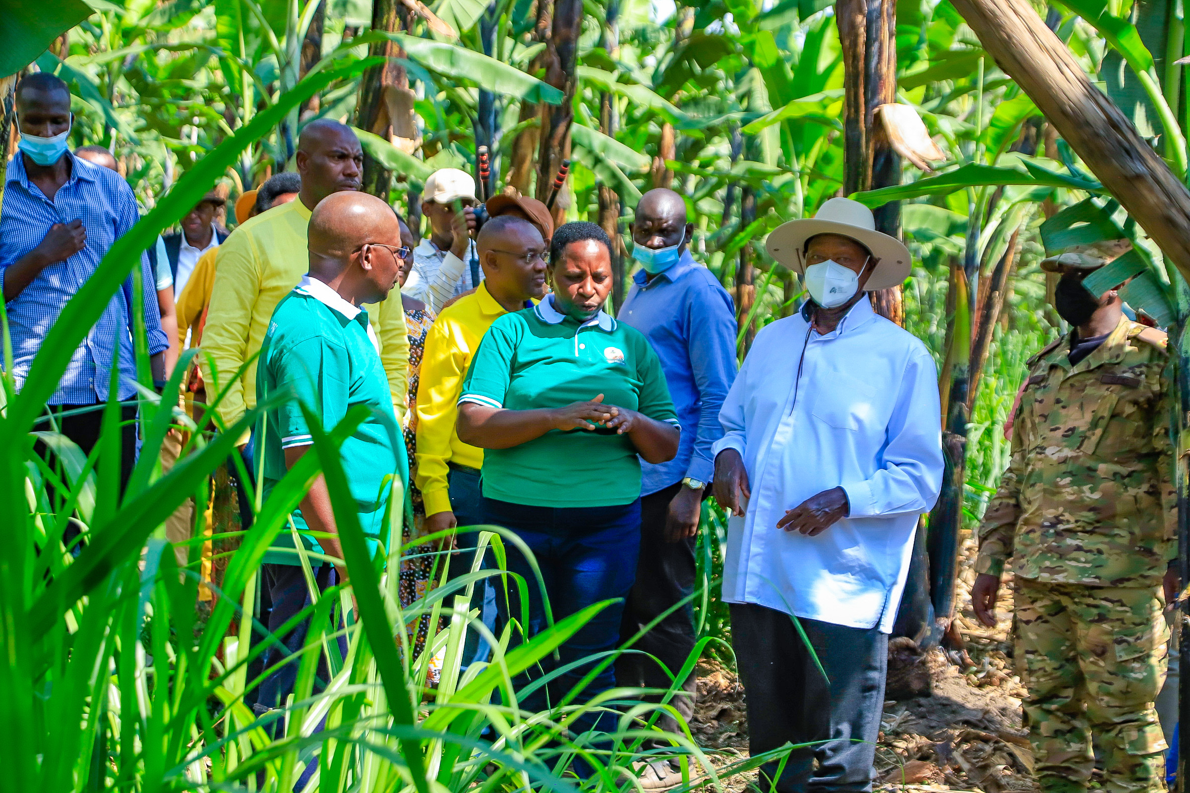 Museveni hails Rubirizi locals for proper utilization of PDM funds