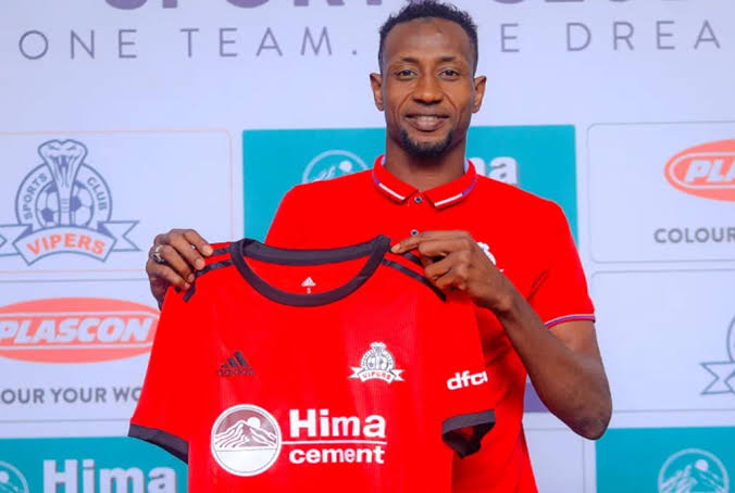 Vipers' Nigerian striker Lawal dies in Accident