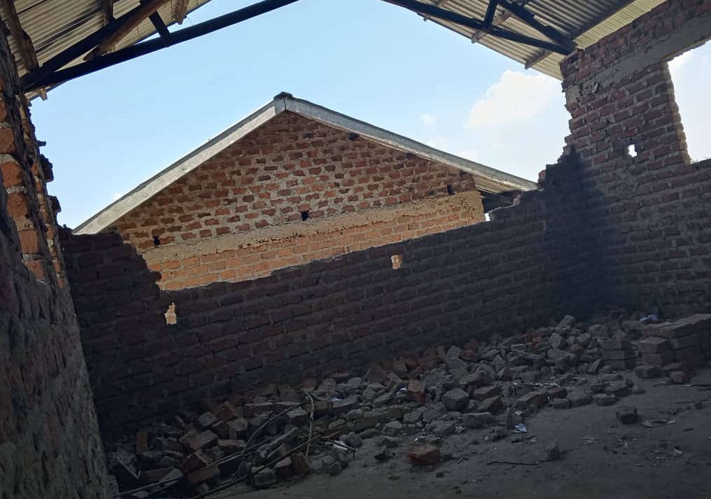 Parents Urge Govt to Build More Classrooms at Rwengoobe