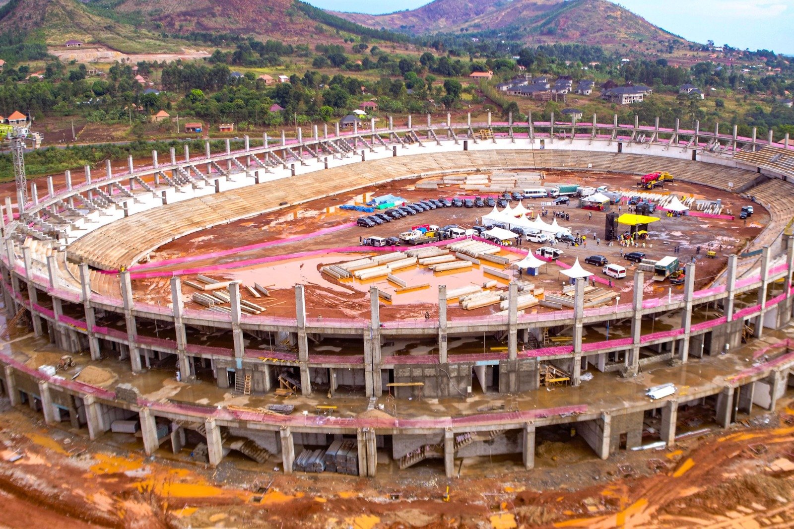 Museveni inspects Hoima Stadium construction works