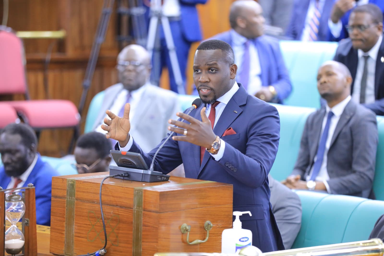 Ssenyonyi demands Gov't answer on who commanded brutality on journalists, During Kawempe North by-election