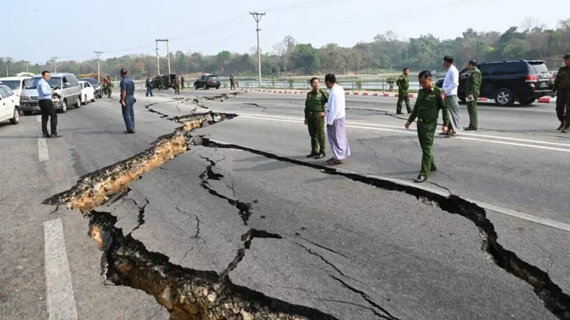 Residents describe horror in aftermath of earthquake in Myanmar