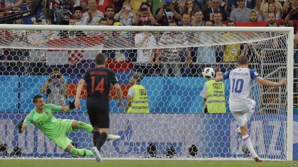 Field to Fingertips: Tech Divide Narrows for World Cup Teams