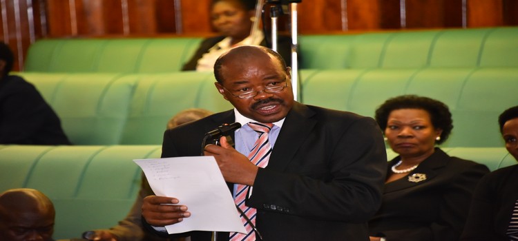 Economy grows as Health, Education and Security face budget cuts