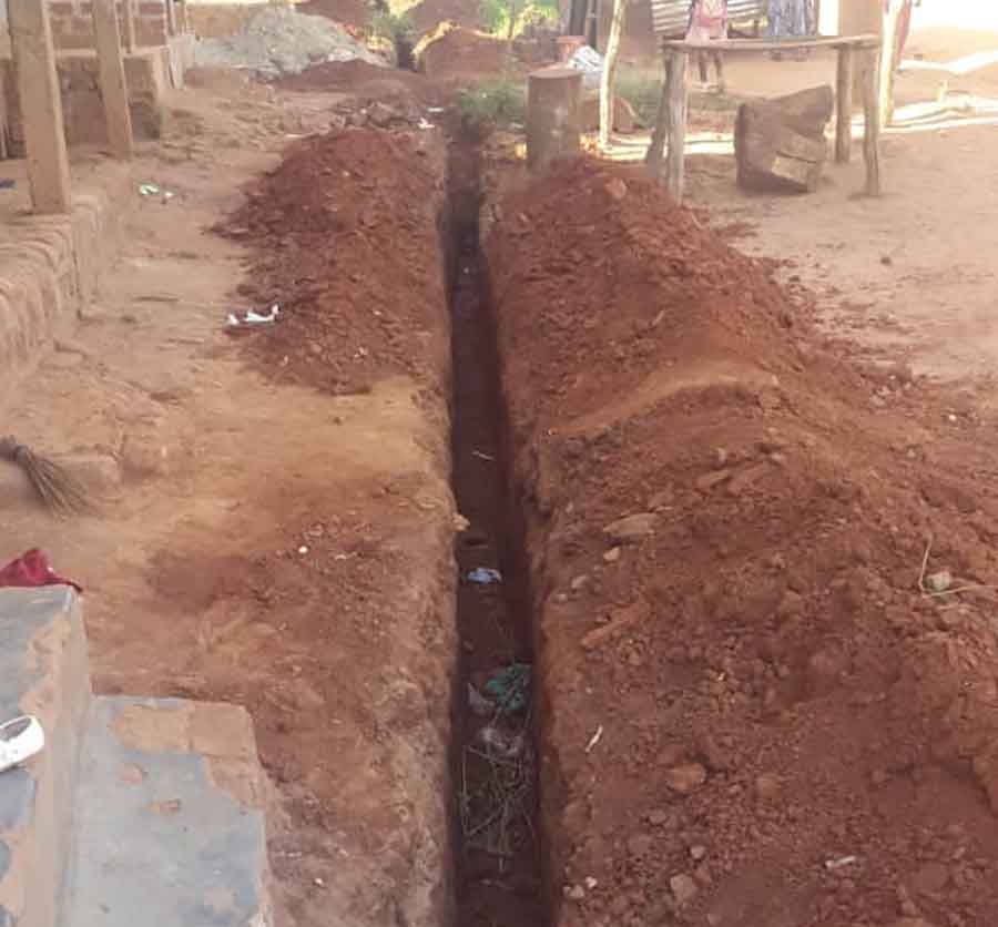 Jinja RDC, residents clash over sewer pipes