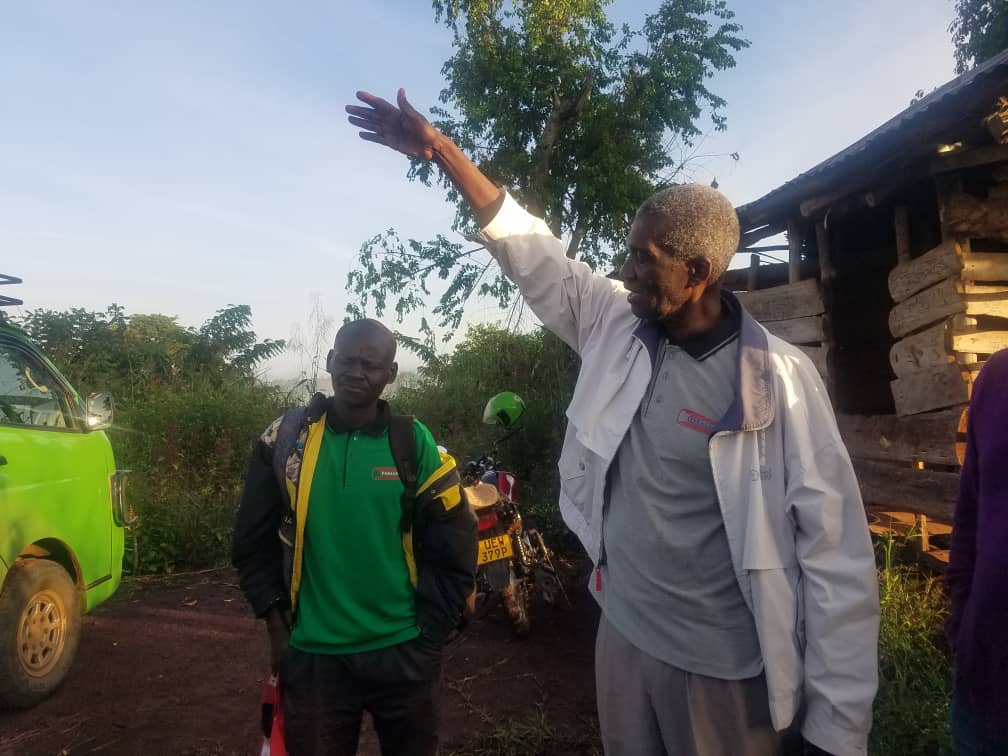 Mr Baguma explaining the scope of the habitat 