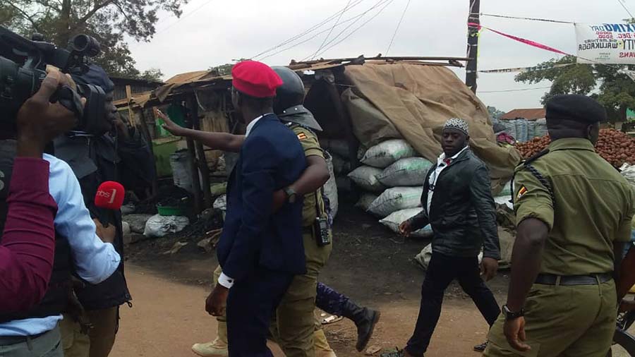 'No live bullets were used in dispersing People Power crowds on Monday' – Police