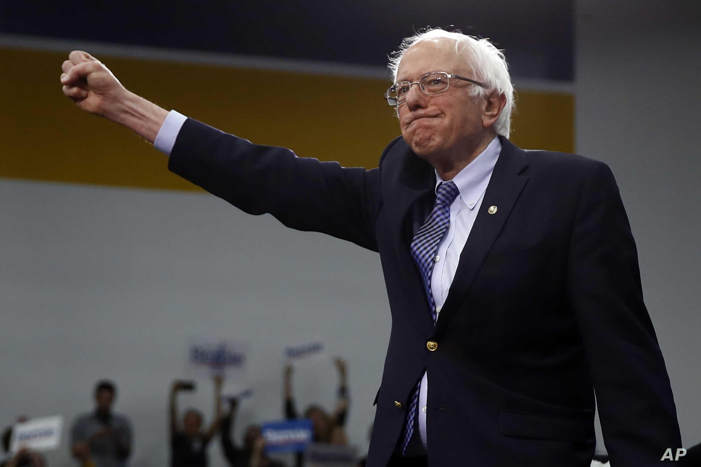 Sanders narrowly defeats Buttigieg in New Hampshire democratic primary