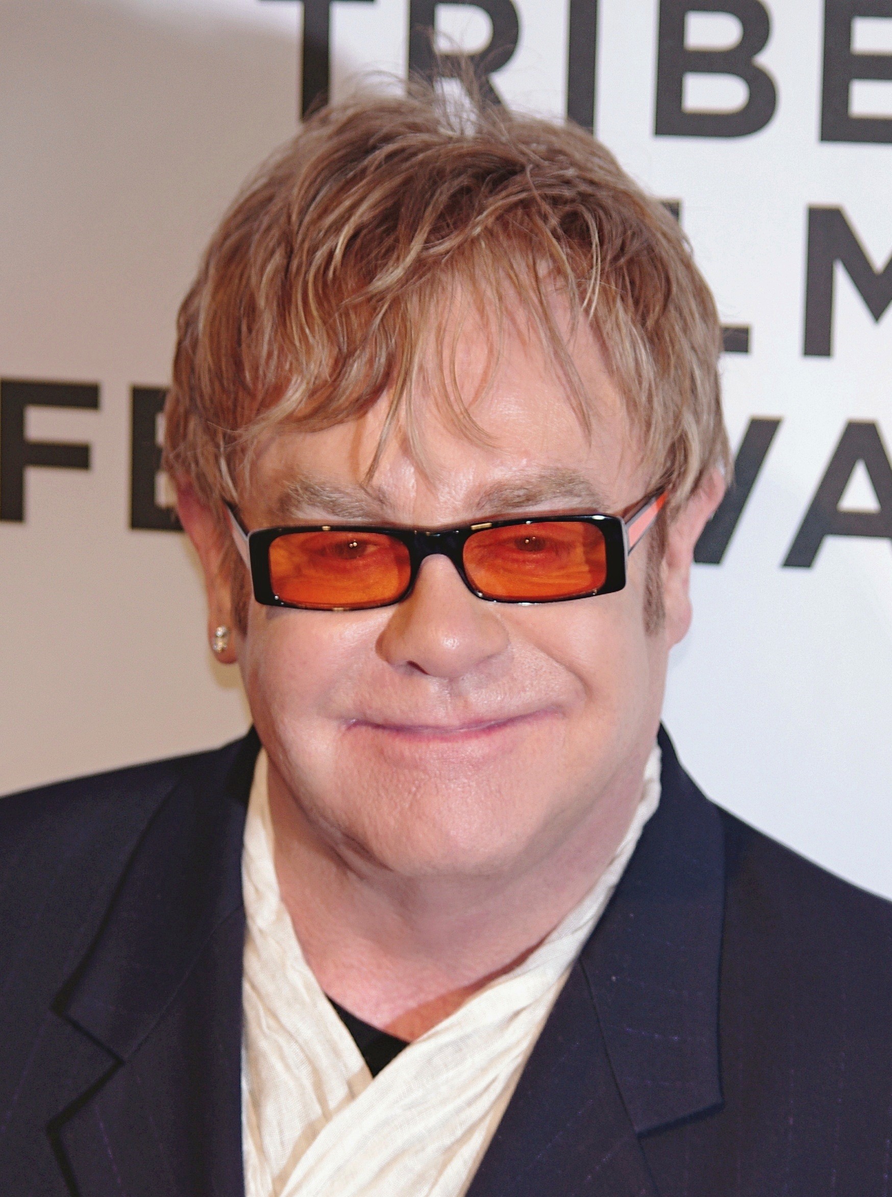Music stars join Elton John for digital concert against Coronavirus outbreak
