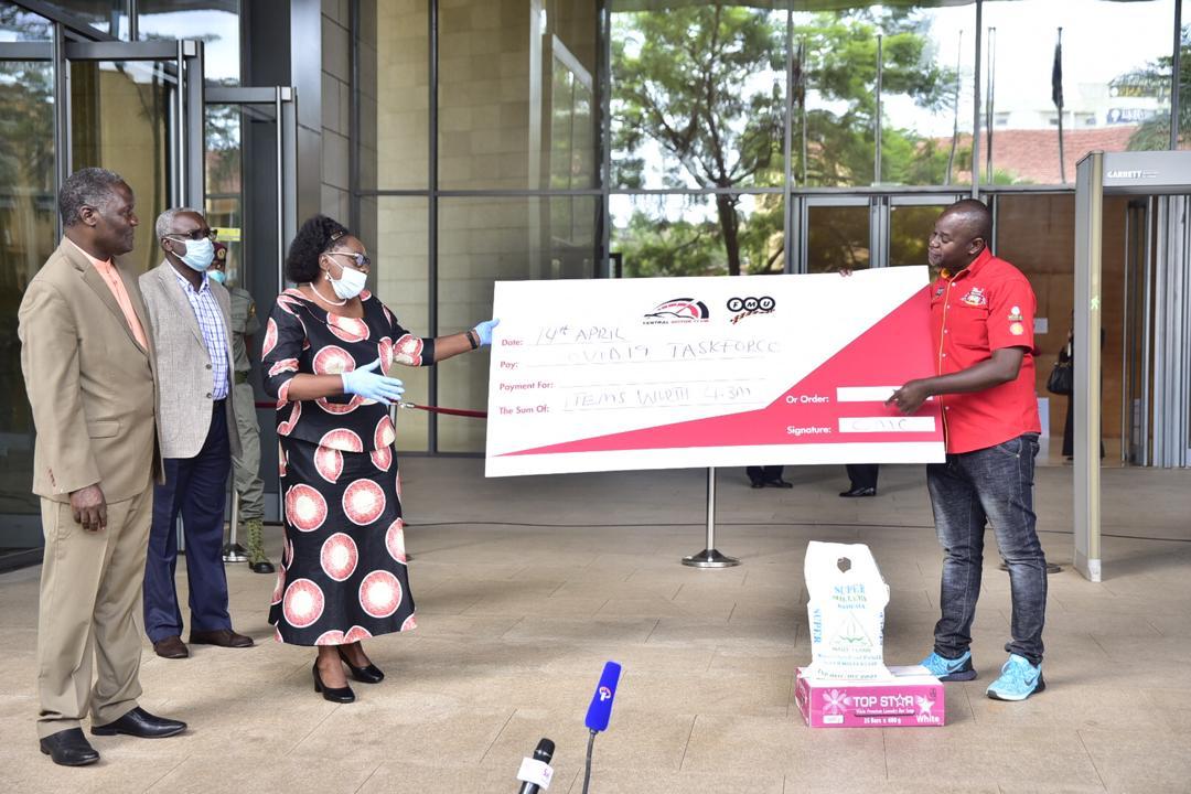 Central Motor Club joins the Covid-19 fight with donations