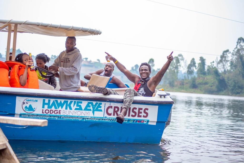 Boat ride for tourists by Hawks