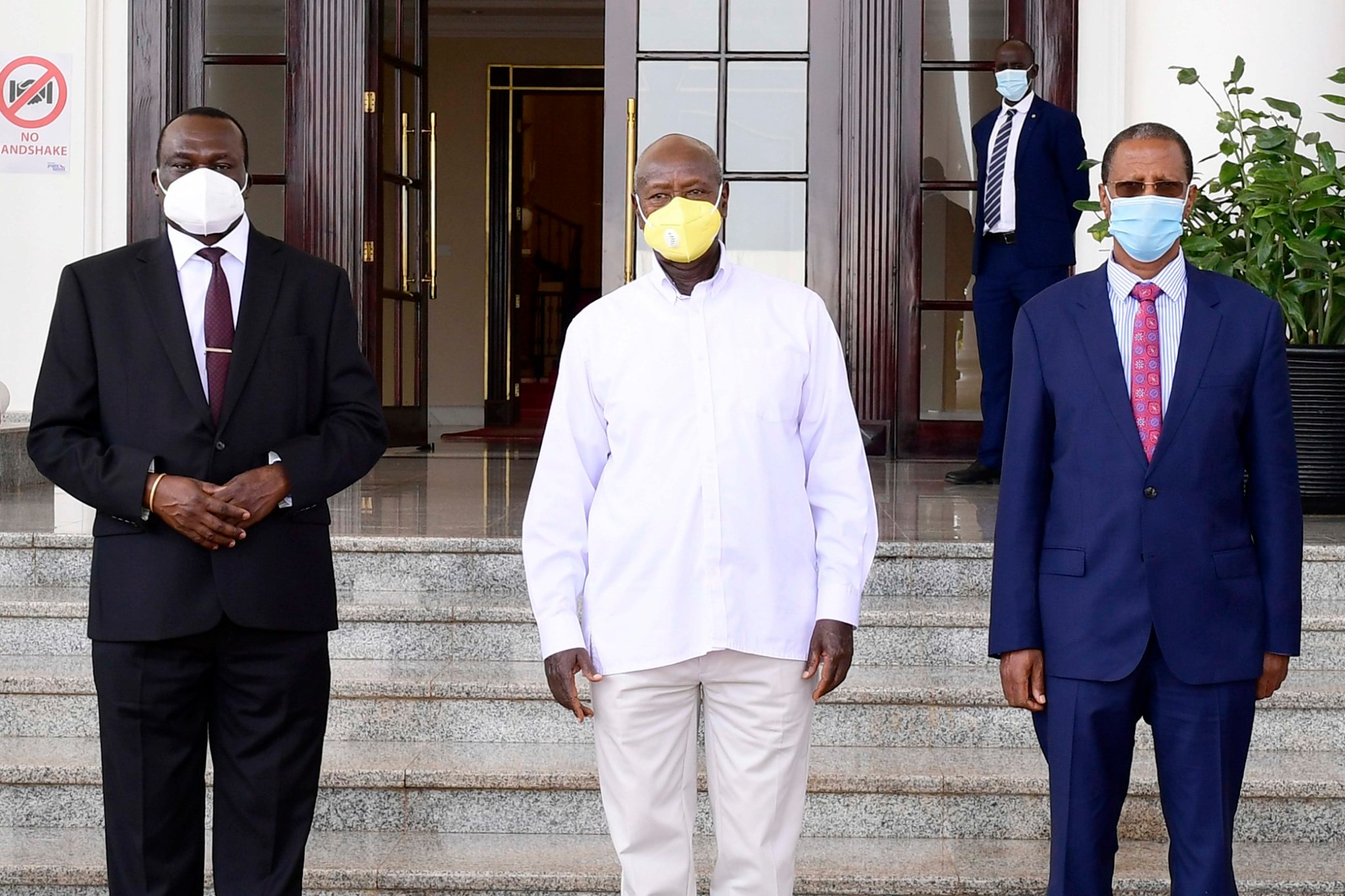 Museveni swears in new Chief Justice, Deputy