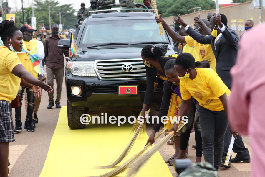 If you can’t see NRM achievements, you are blind- Museveni as he woos Acholi