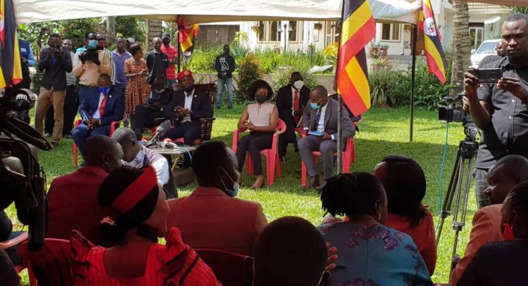Bobi Wine to NUP MPs: Do not take Museveni’s money or ministerial positions when in parliament