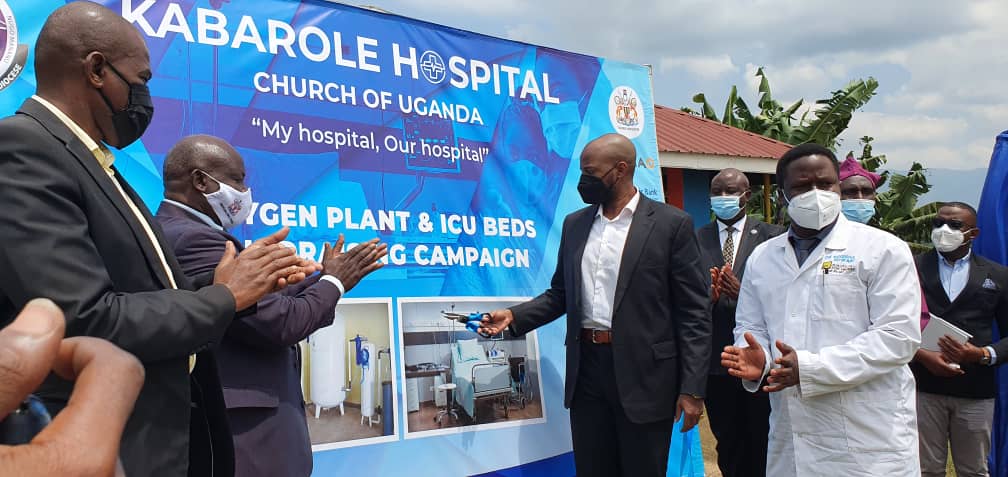 King Oyo launches fundraising drive for oxygen production plant, ICU beds at Kabarole hospital