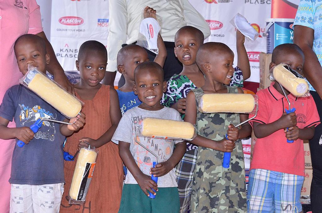 Smiles as Plascon gifts Sanyu Babies Home with paint worth Shs 14 million (Pictorial)