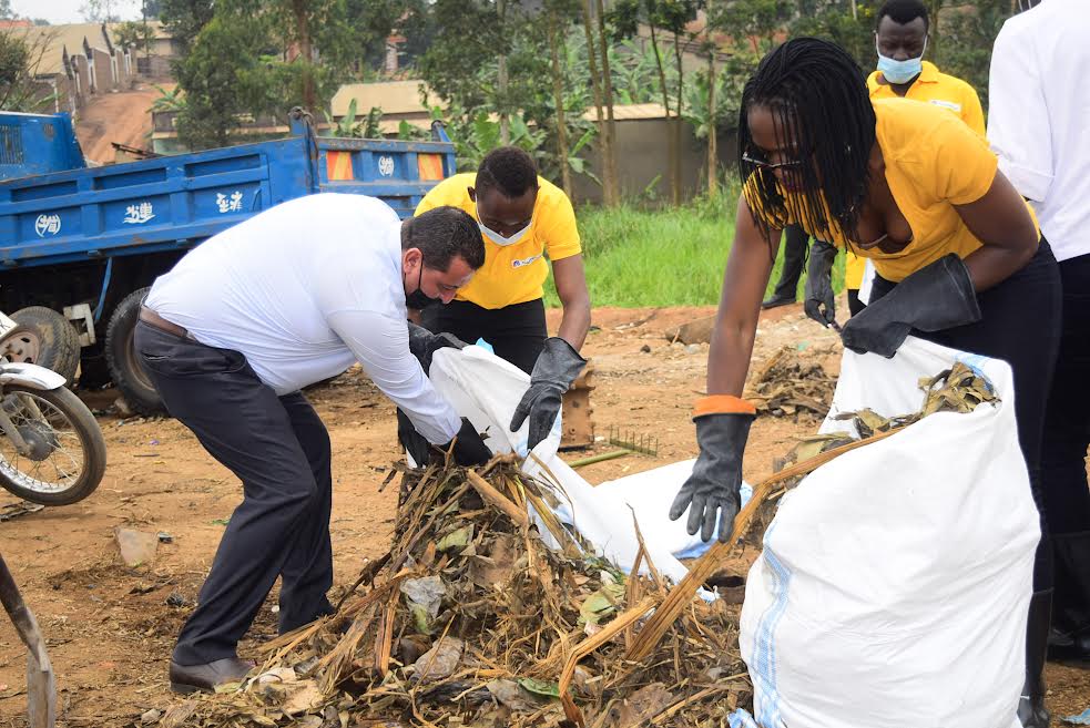 Carrefour ,Ministry of  Environment raise awareness about importance of wetlands