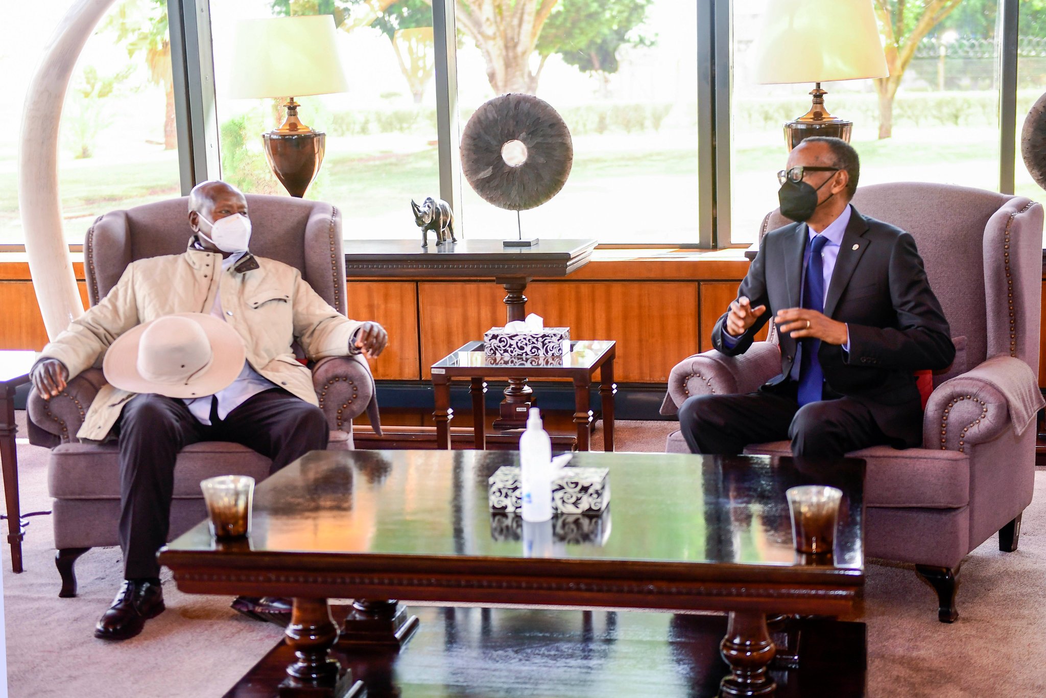Museveni,Kagame hold talks in Nairobi