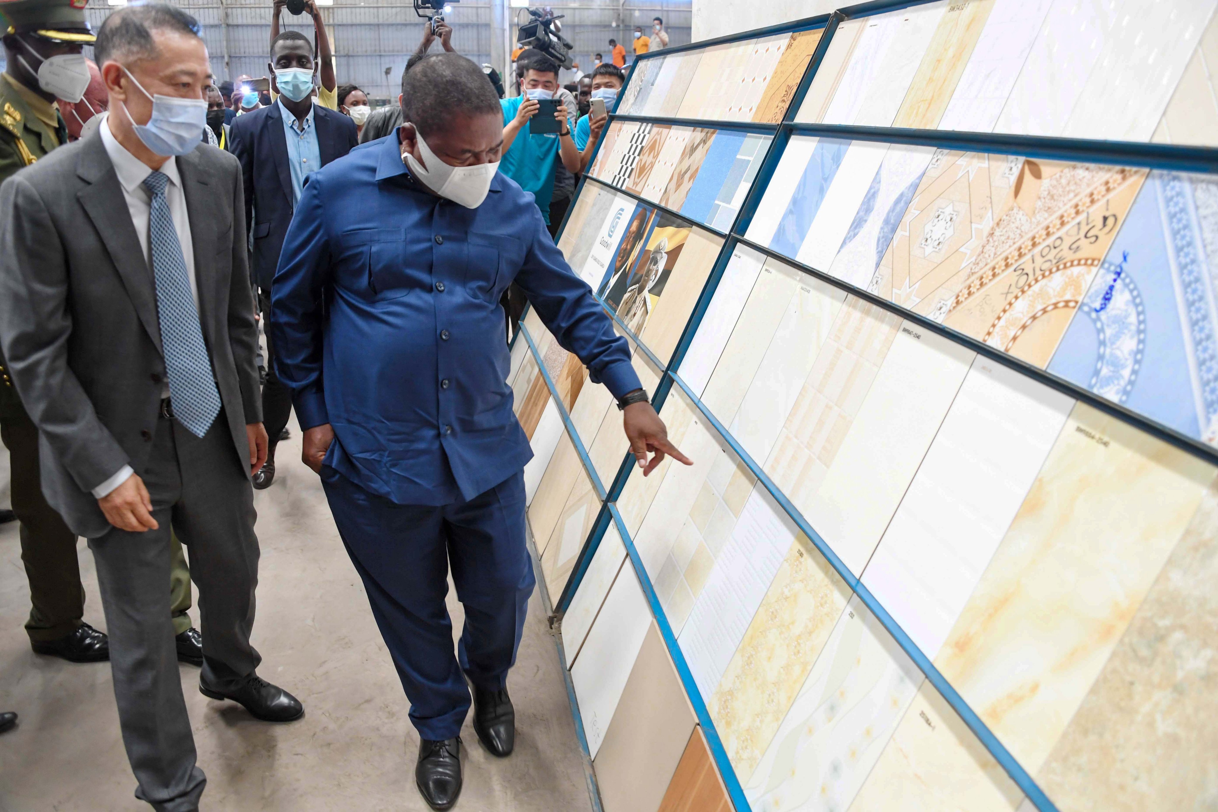 Mozambique President Nyusi hails Uganda for turning liberation areas into dev't centres