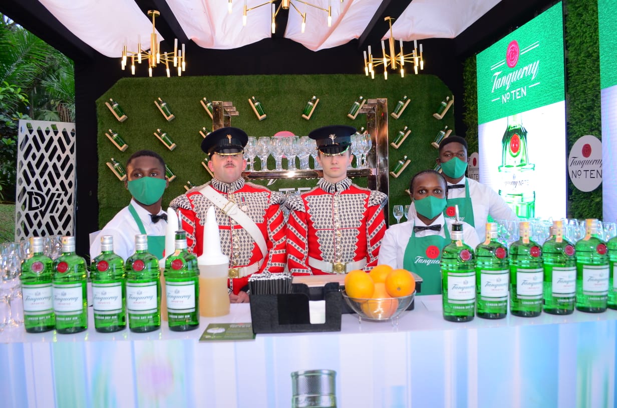 Johnnie Walker and Tanqueray add Premium Flavor to Queen’s Platinum Jubilee Celebration