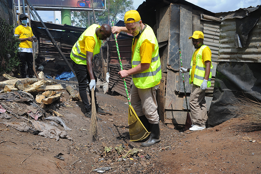 MTN Uganda resumes 21 Days of Y’ello Care Campaign, boosts Kamwokya women group