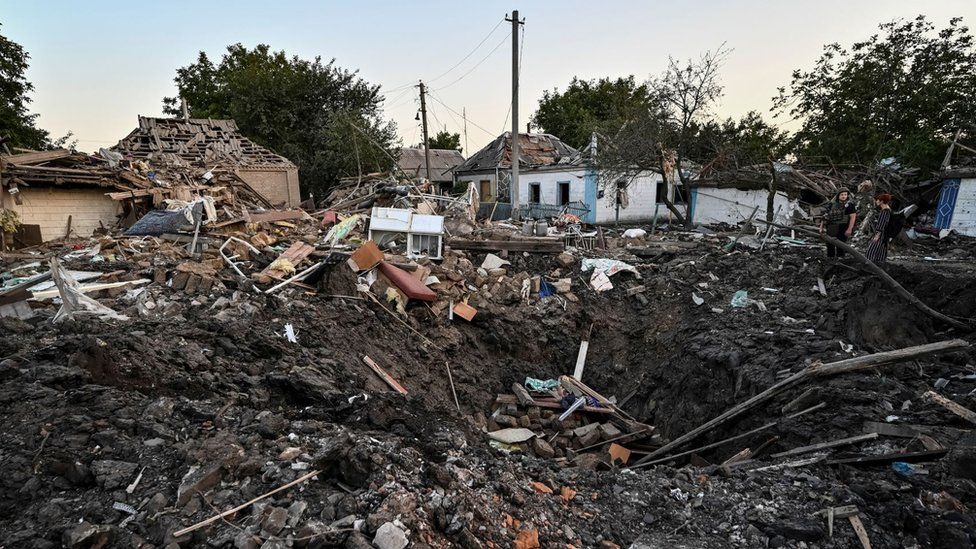 Russian rocket hits train in Ukraine killing 22