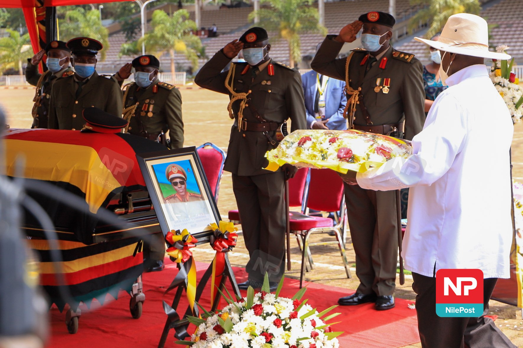 Those insulting Gen Tumwine are wasting time, says Museveni