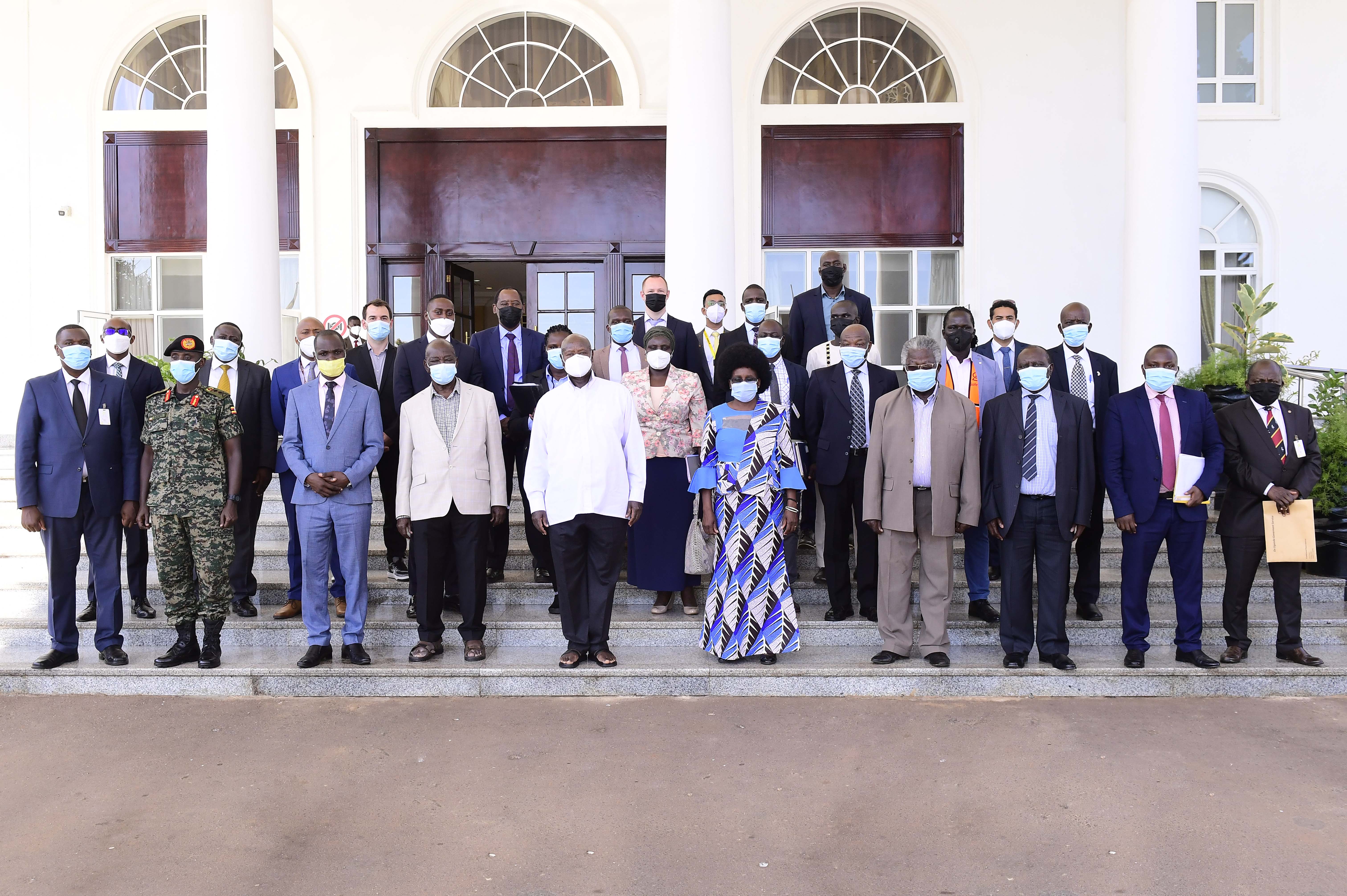 Museveni meets stakeholders over production of electric cars, bikes and motors